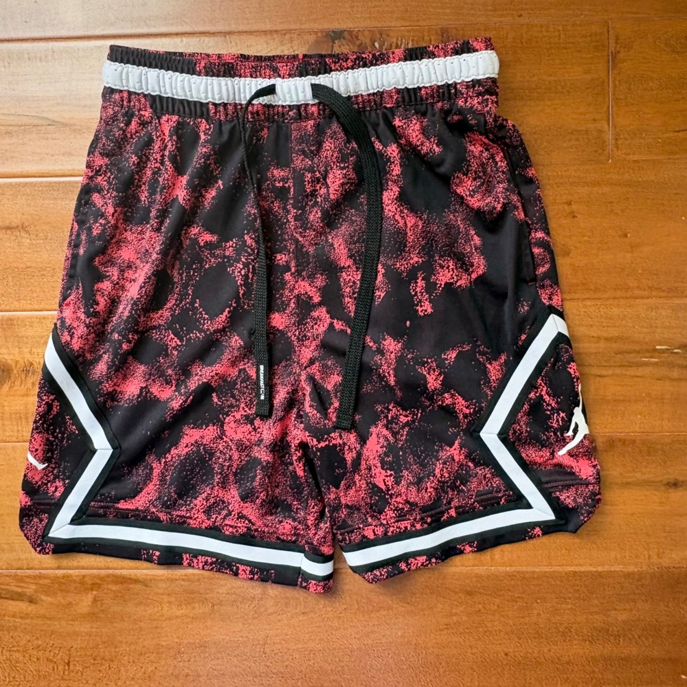 Jordan Breakfast Club Dri-FIT Diamond Shorts Boys M Red Black